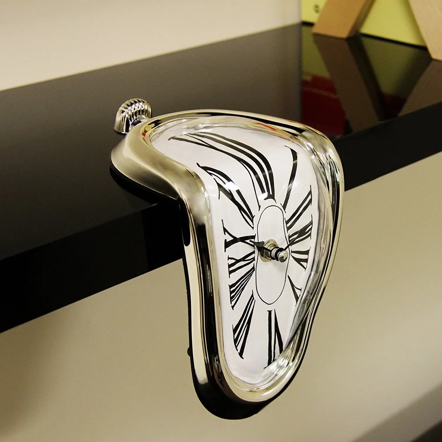 "Time Melt" בסגנון דאלי