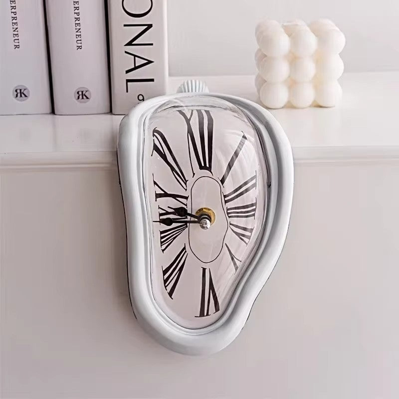 "Time Melt" בסגנון דאלי