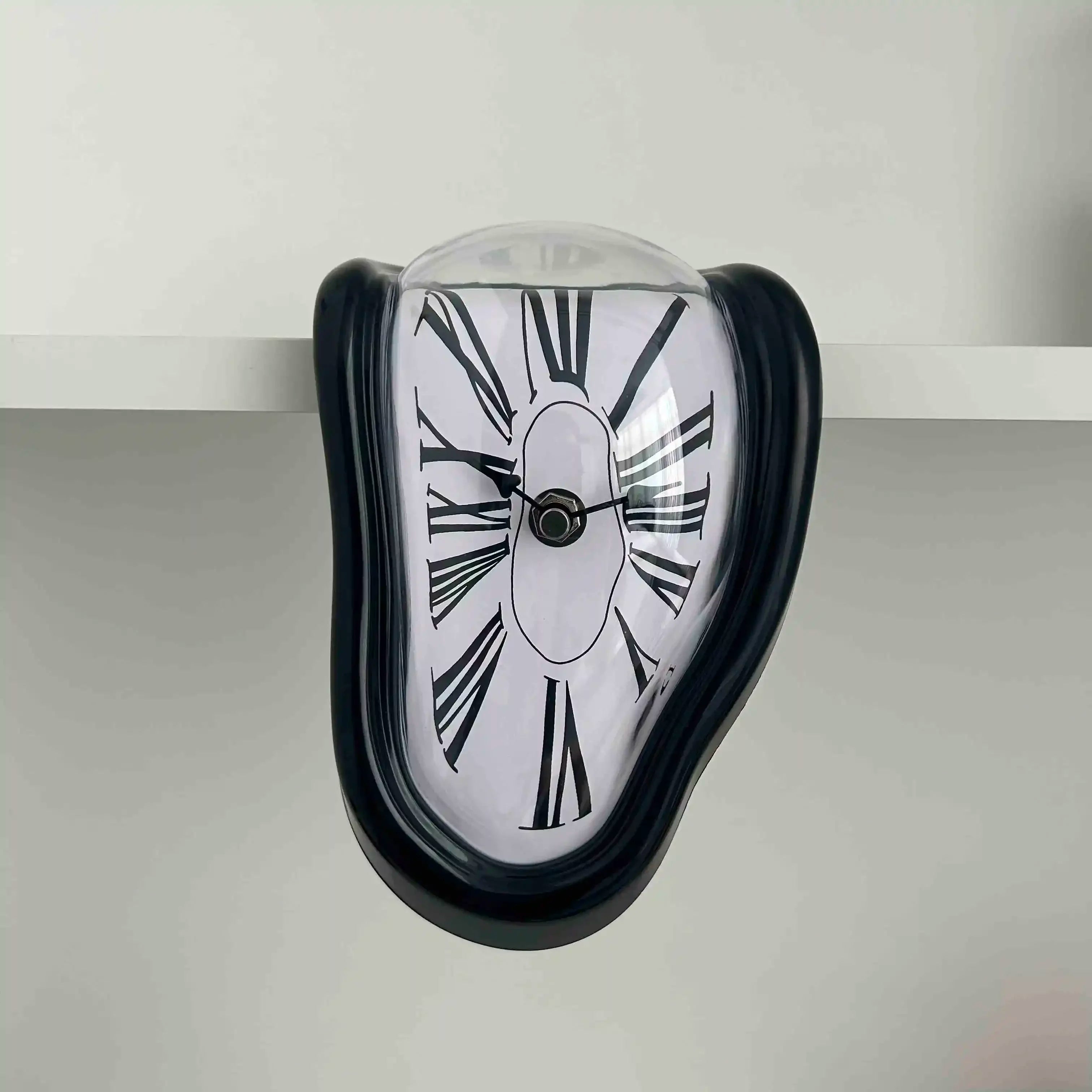 "Time Melt" בסגנון דאלי